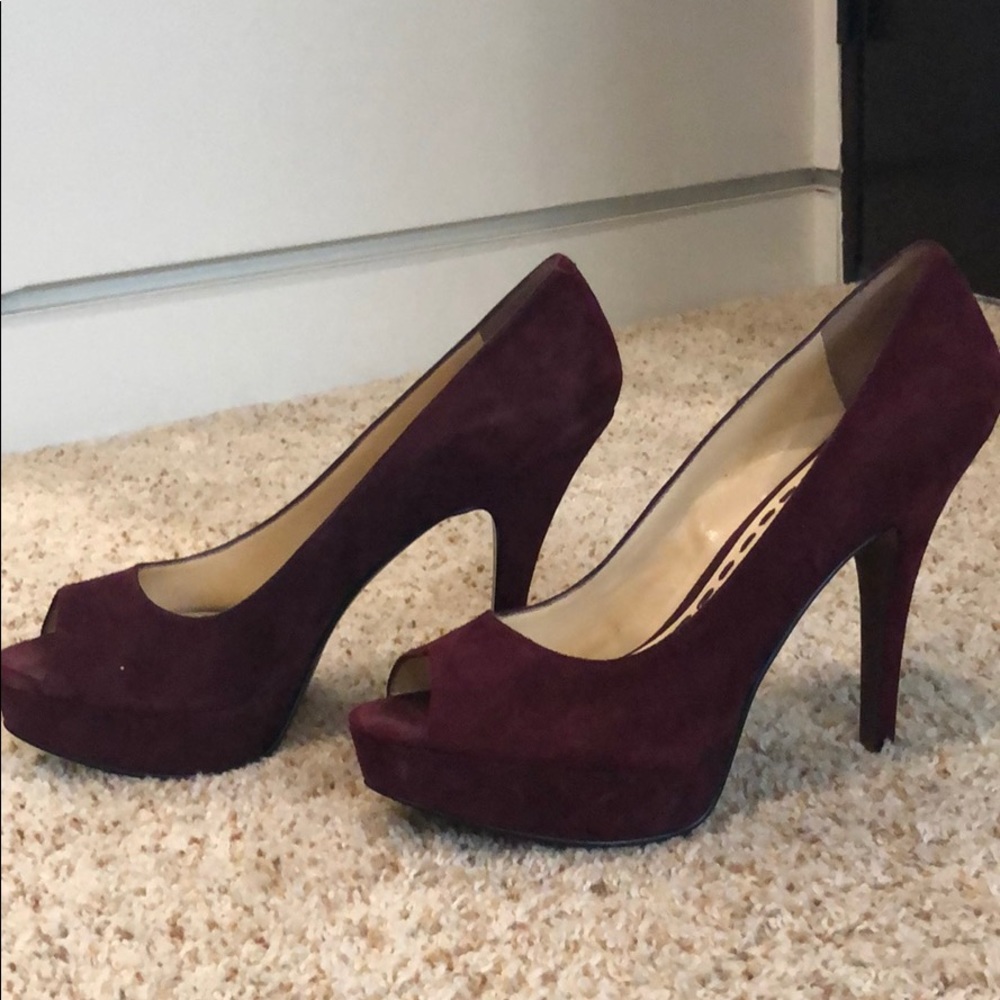 Enzo Suede Pumps